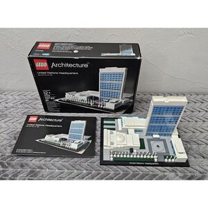 Lego 21018 Architecture United Nations Headquarters Box & Manual 98% Complete